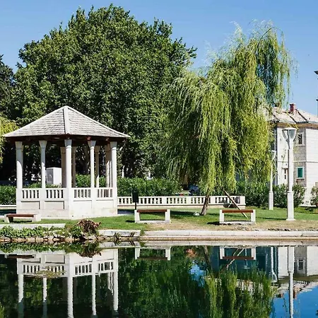 Eco Eclectic With Pool