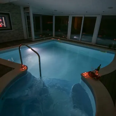 Eco Eclectic With Pool *