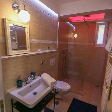 Eco Eclectic With Pool 别墅 *