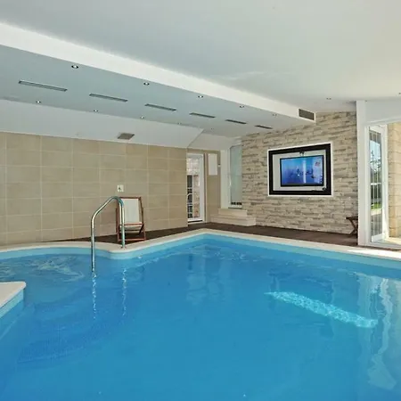 Eco Eclectic With Pool Βίλα Σολίν