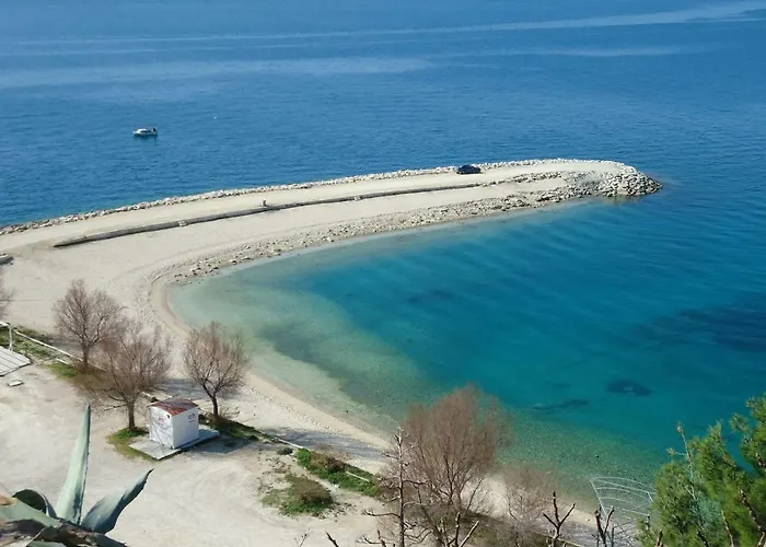 Eco Eclectic With Pool Solin