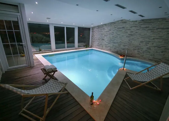 Willa Eco Eclectic With Pool Solin